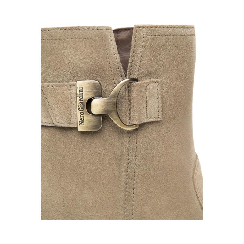 Tronchetto con tacco