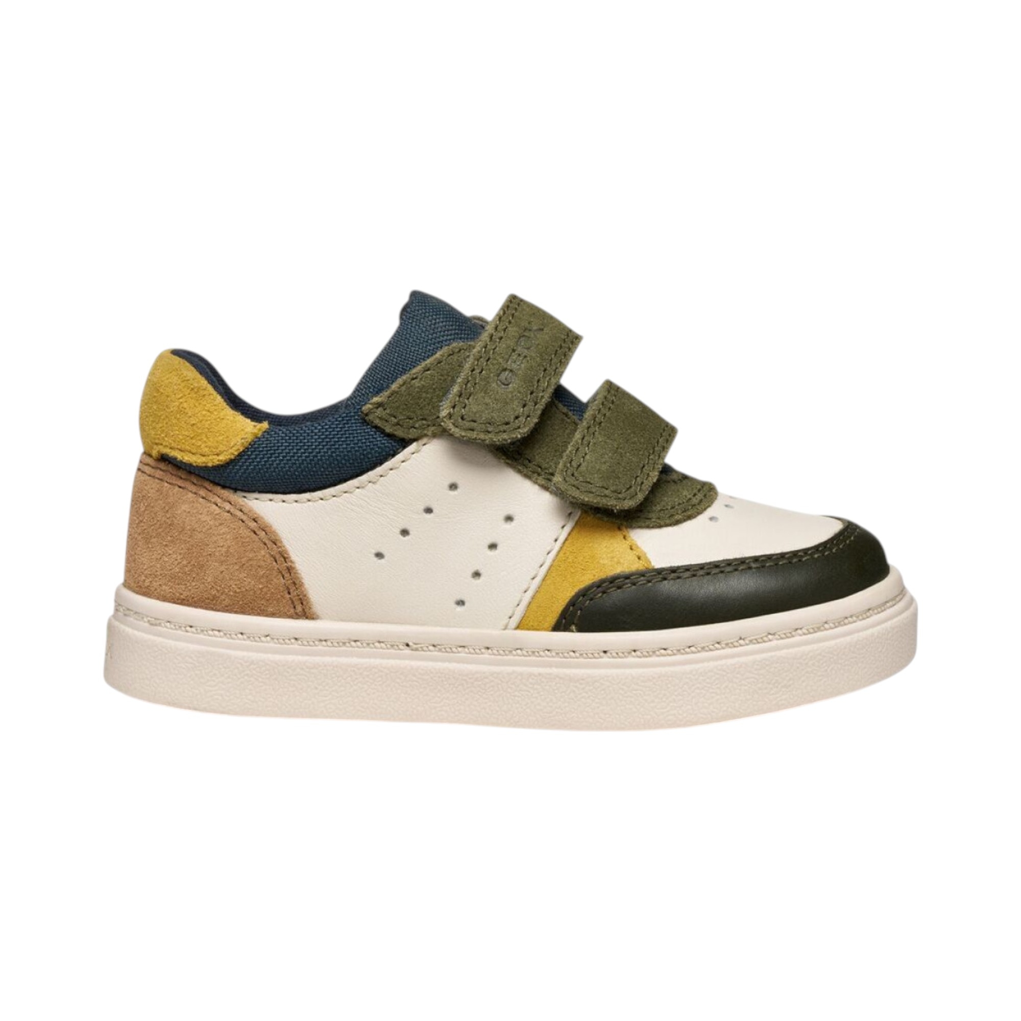 Sneakers Nashik 