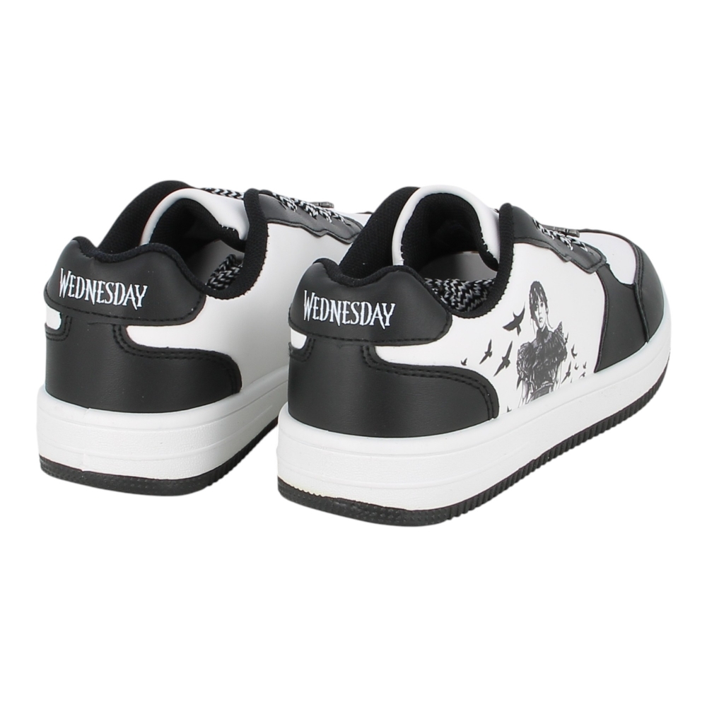Sneakers Wednsdey