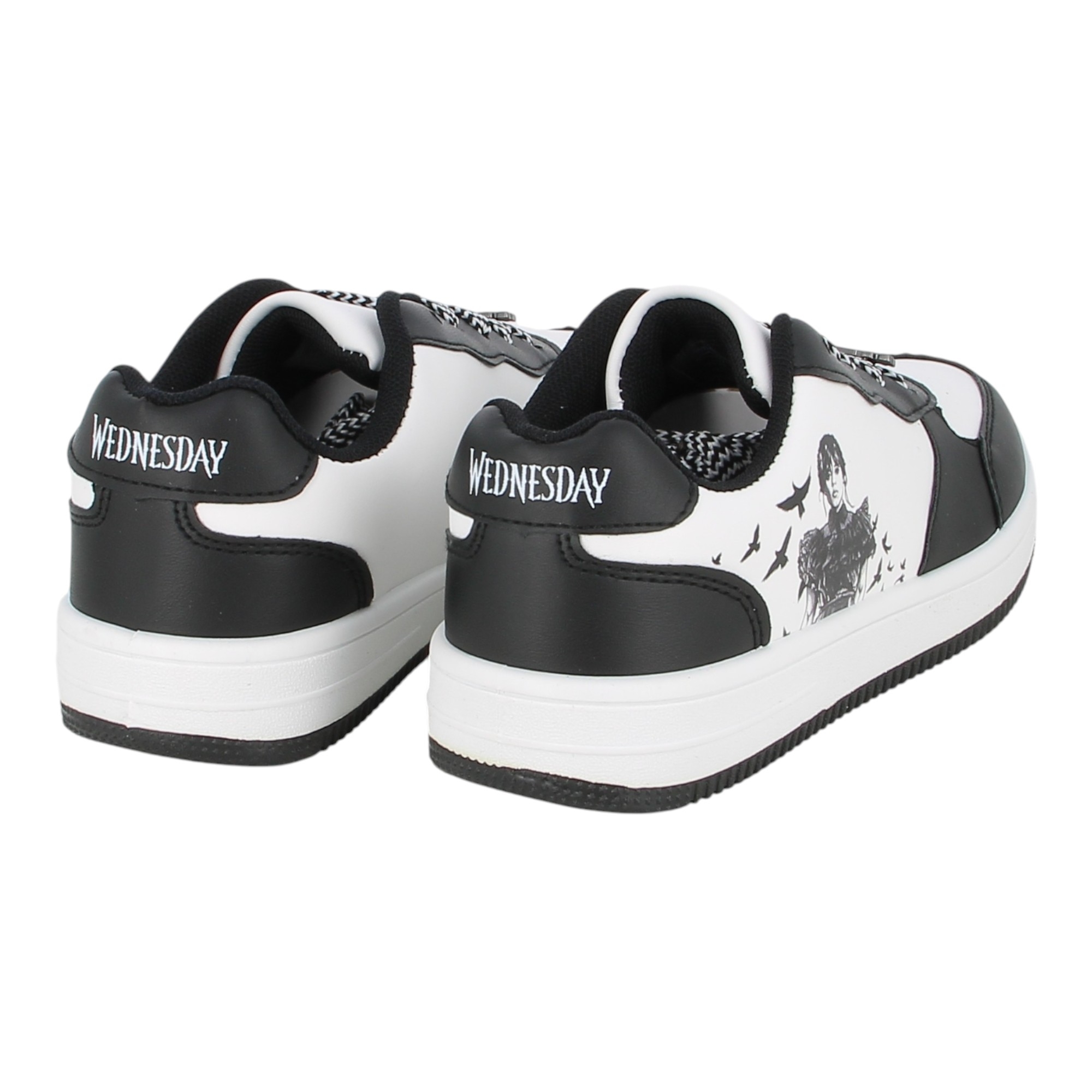 Sneakers Wednsdey
